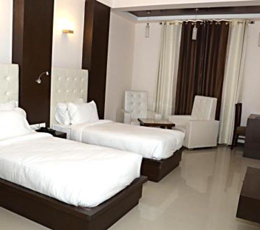 Hotel Crimson Palace