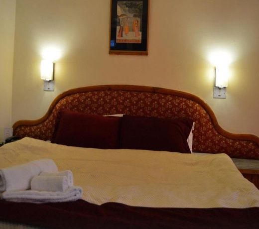 OYO 26147 Hotel Guncha Siddhartha
