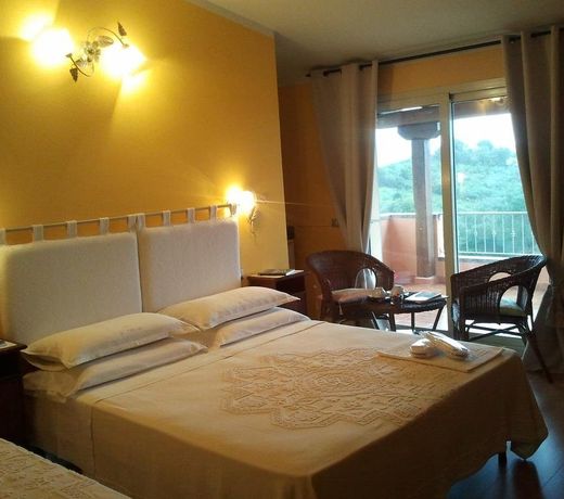 Li Muntigeddi B&B