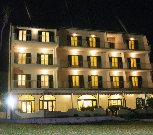 Hotel Settebello