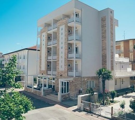 HOTEL DIAMANTE
