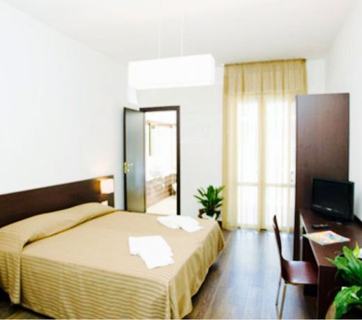 HOTEL DIAMANTE