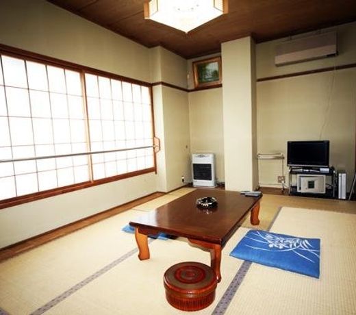 Yuzawa Ski House