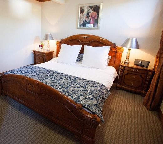 Ormlie Lodge