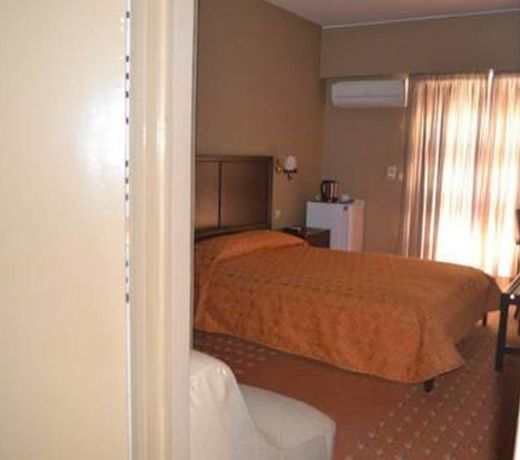 Hotel Nina