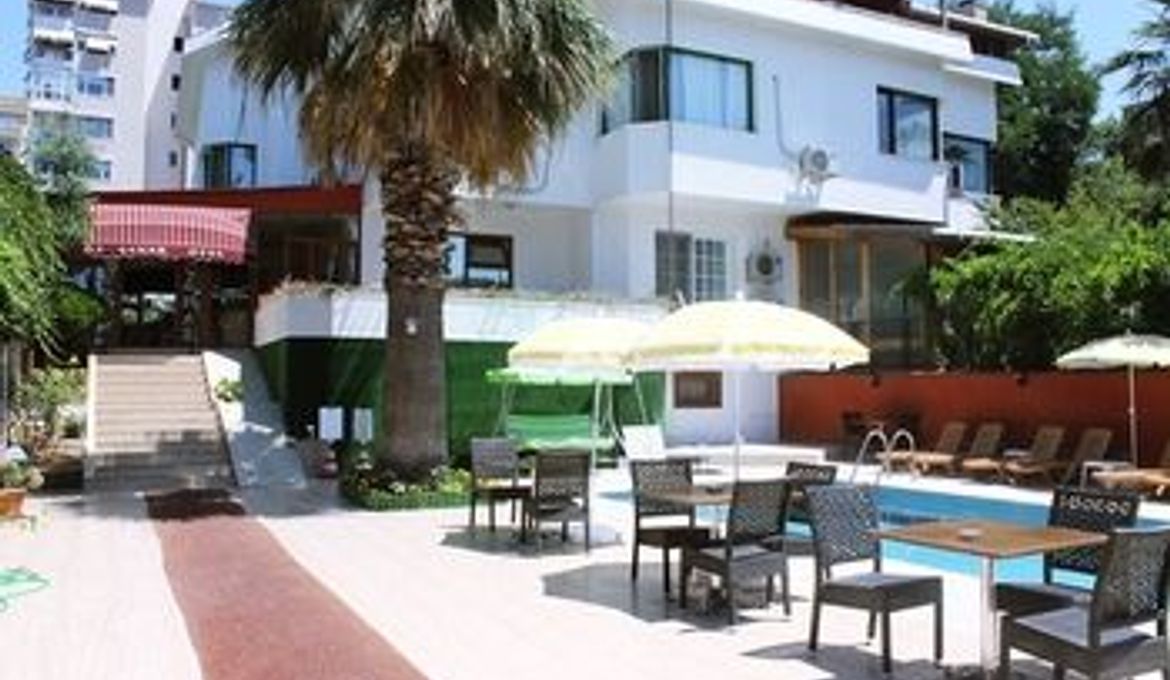 Oz Cinar Hotel