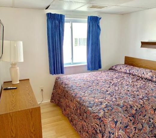 White Caps Motel