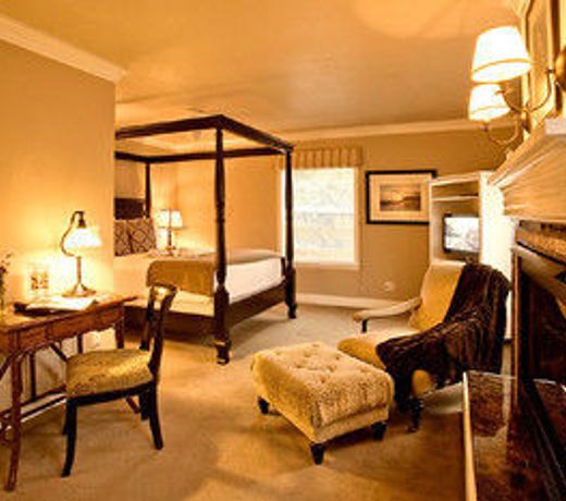 Cannon Beach Hotel