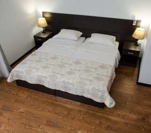 Mirniy Aparthotel