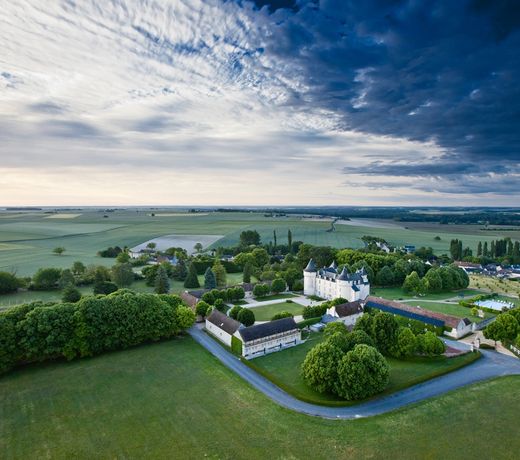 Chateau de Marcay Hotel