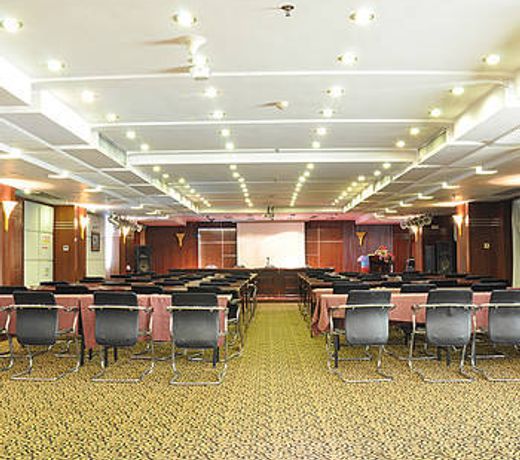 Maotai Yingbin Hotel (Haikou East High-speed Railway Station)
