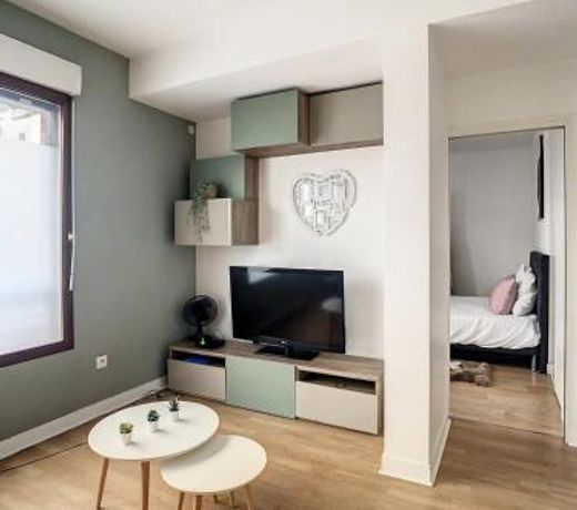 Grand Appartement entre Paris et Disneyland 4pers Parking Terrasse