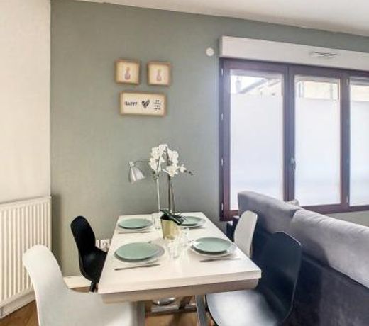 Grand Appartement entre Paris et Disneyland 4pers Parking Terrasse