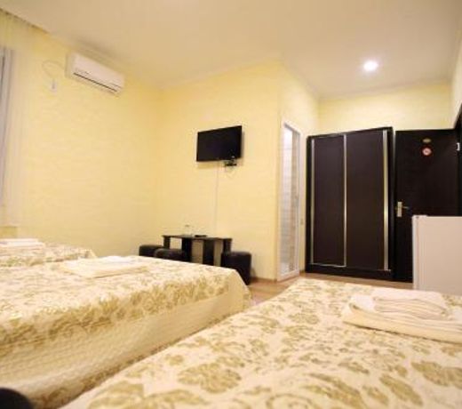 Hotel Taia