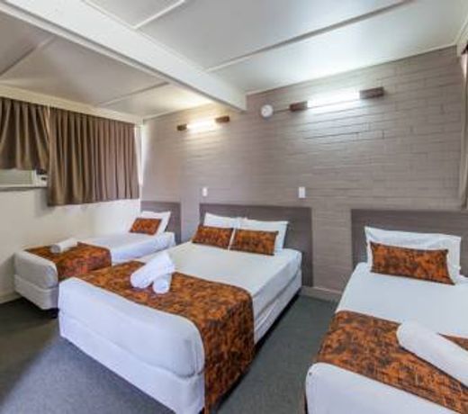 The Australian Hotel Murgon