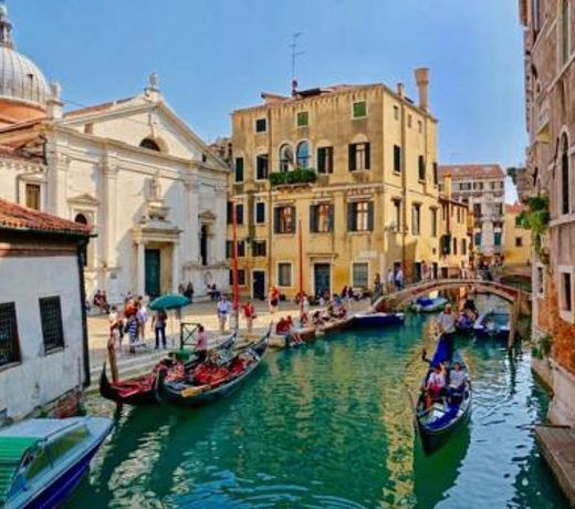 CA CICOGNA air conditioning and fast WiFi, central location apartment