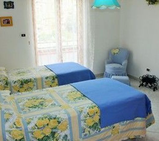 Villa Aladino - Iris