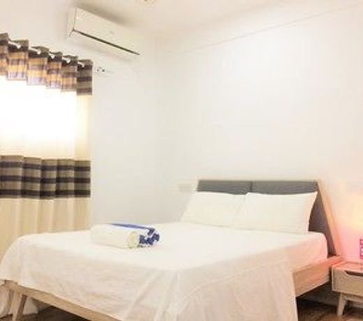 Apex Inn