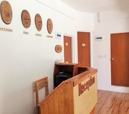 Apex Inn