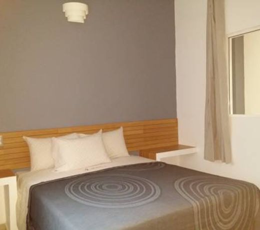 For Season Hotel
