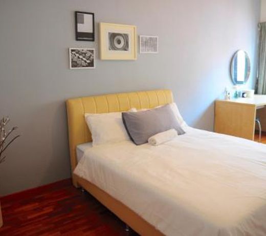 GRAYHAUS Guest House