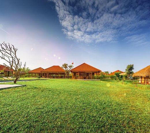 Allamanda Estate