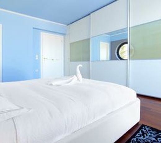 Villa Azure