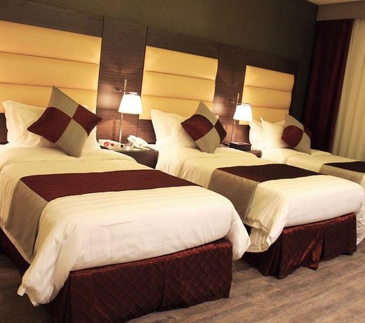 N Platinum Hotel