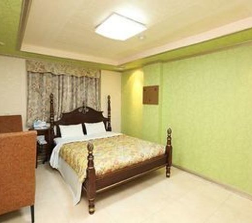 Jumunjin Hotel