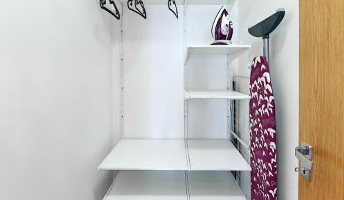 006 Angel Apartment