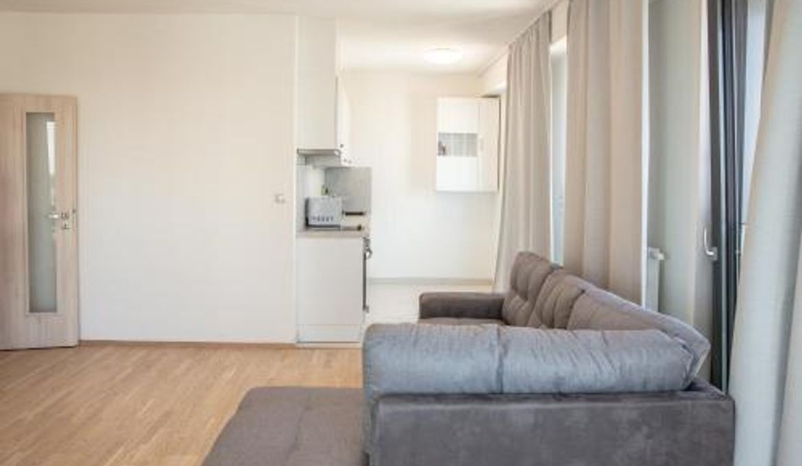 006 Angel Apartment
