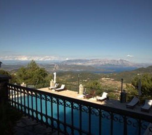 Estate Dafnopanagia Luxury Apartment Ourania