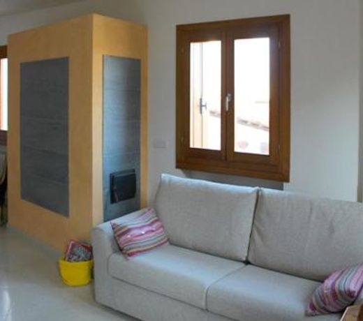 Antica Corte Leguzzano B&B