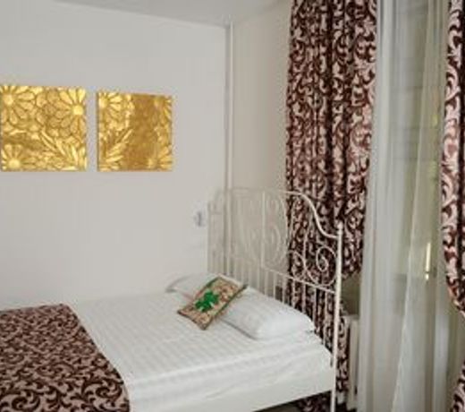 Hotel Lucky