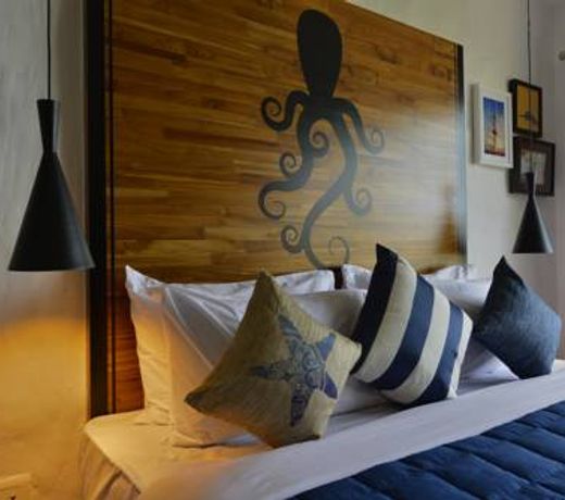 Cintacor Island Resort
