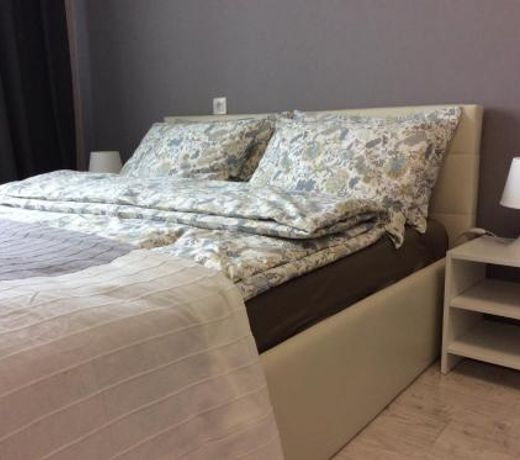 Apartment on Lavrova 9