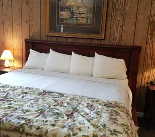 Gold Pan Lodge