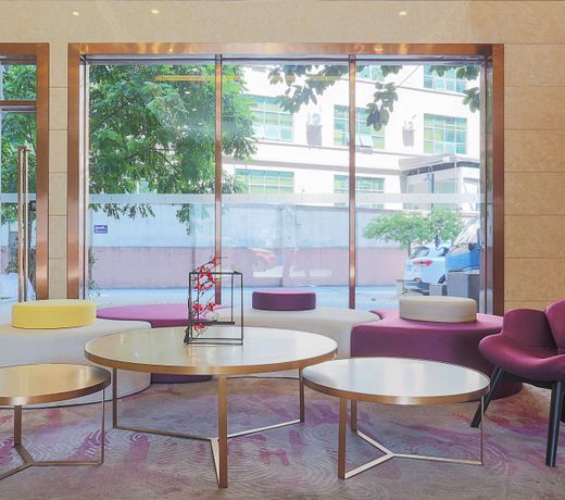 Lavande HotelsÂ· Dongguan Xiping Subway Station