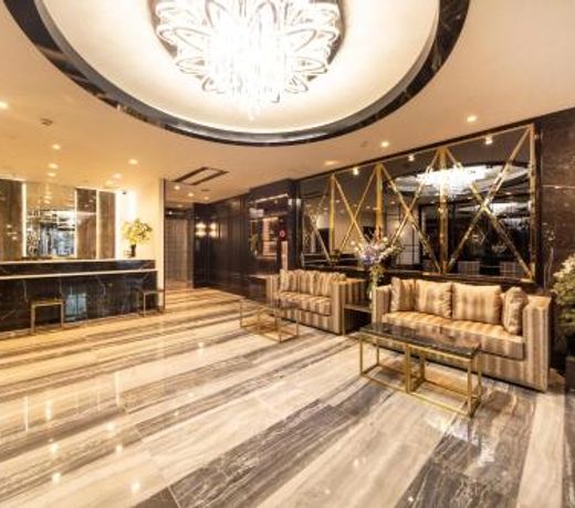 The Grandeur Hotel