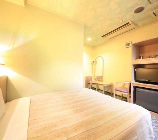 The Grandeur Hotel
