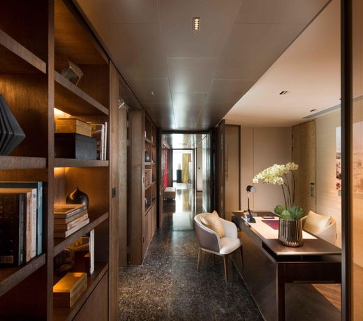 Conrad Guangzhou - Free shuttle between hotel and Exhibition Center during Canton Fair & Exhibitor registration Counter
