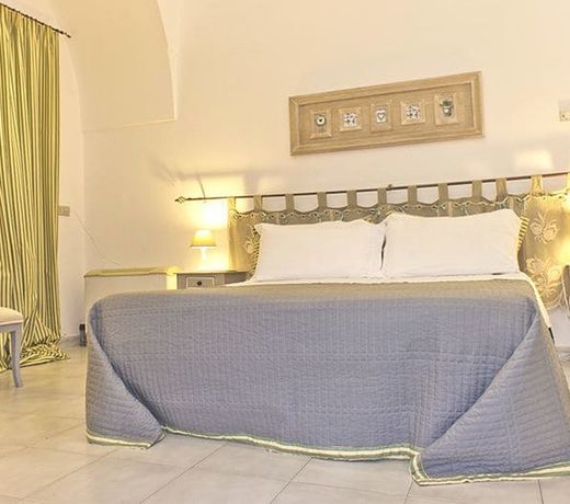 Iris Bed and Breakfast