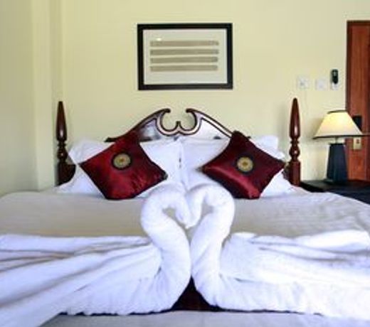 Sengmany Riverside Hotel