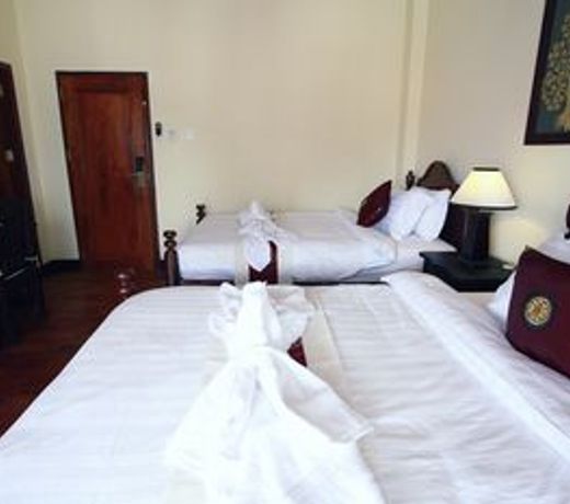 Sengmany Riverside Hotel