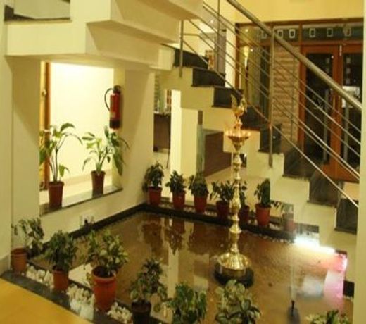 ARAMA SUITES