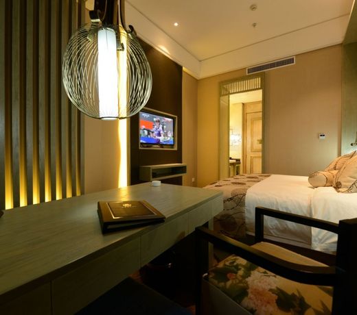 Ramada by Wyndham Luoyang Downtown