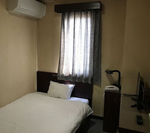 Business Hotel Route 9