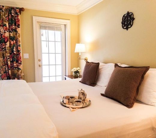 Copper Beech Inn