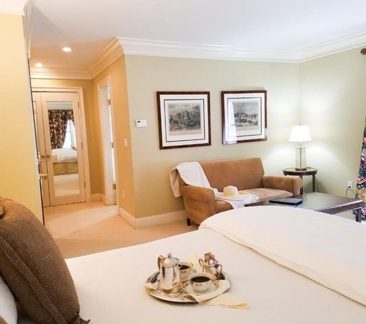 Copper Beech Inn