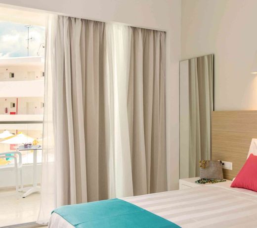 Nasos Hotel & Resort
